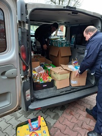 Rzeczy zebrane przez Szkołę Policji w Katowicach dla potrzebujących